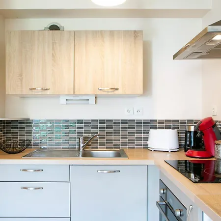 Le Pin Dore - Wifi - Centre-ville Apartamento *